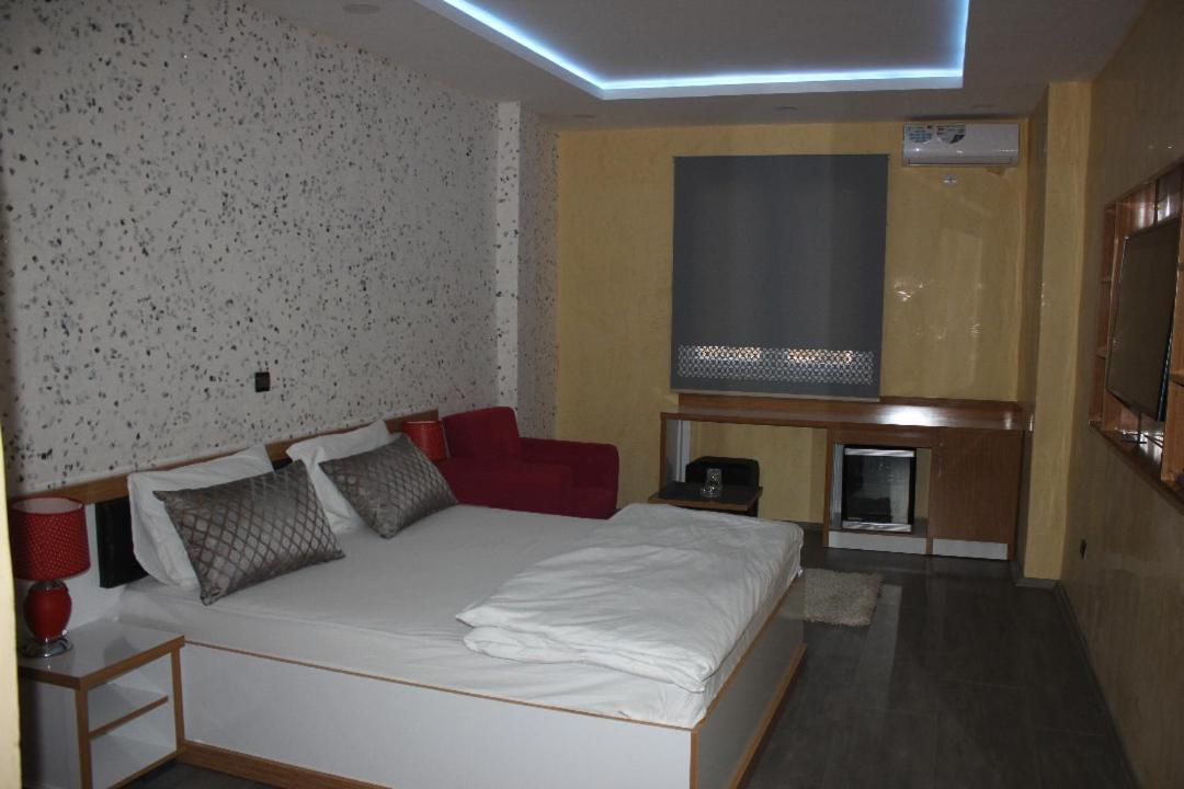 Turkuaz Residence Hotel Istanboel Buitenkant foto