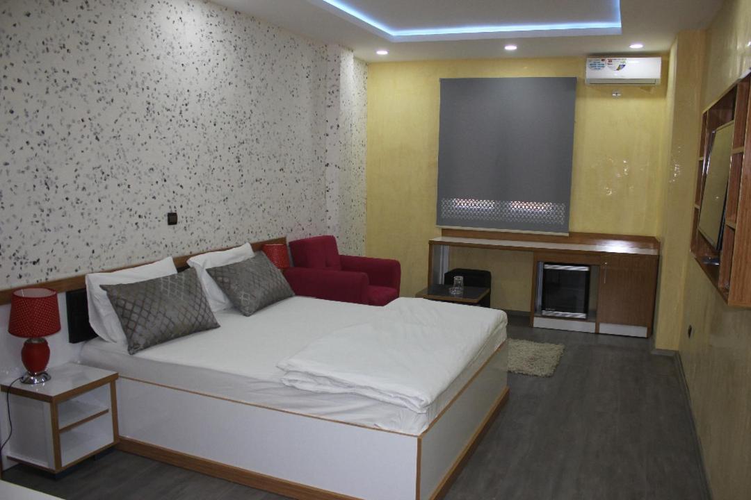 Turkuaz Residence Hotel Istanboel Buitenkant foto