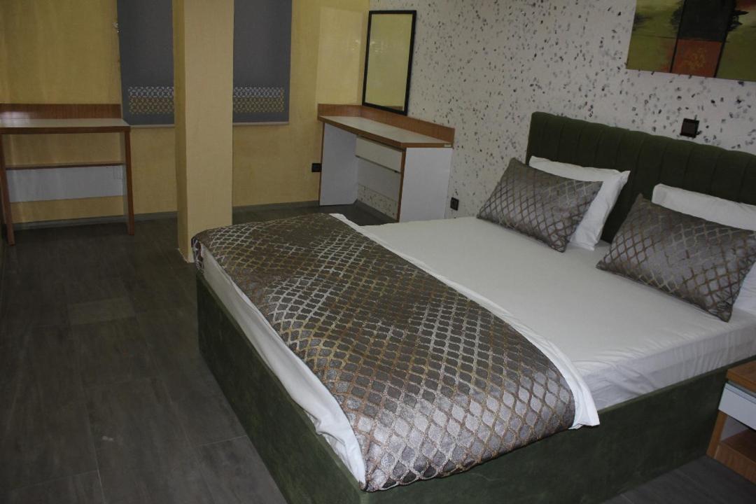 Turkuaz Residence Hotel Istanboel Buitenkant foto